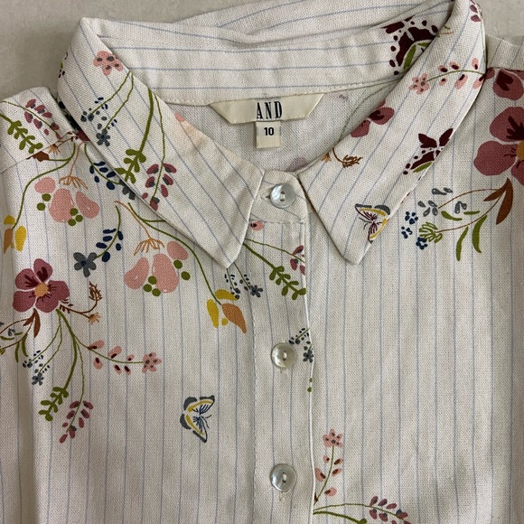 AND Off White Floral Crop Top with Knot (New without tags) Size - S - Picture 7 of 9